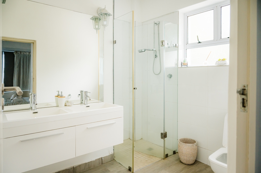 5 Bedroom Property for Sale in Camps Bay Western Cape